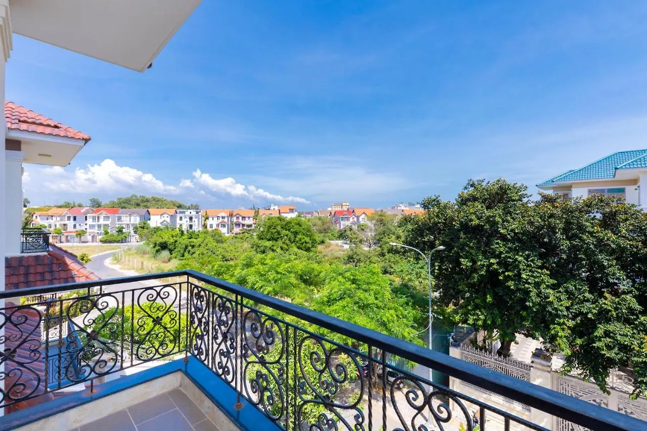 Villa E7 location